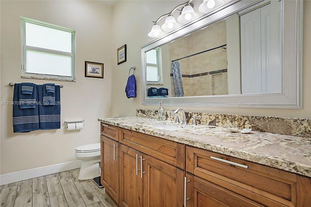 12127 N 154th Road N, Jupiter, FL 33478