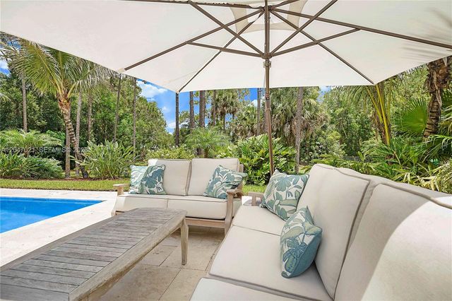 12127 N 154th Road N, Jupiter, FL 33478