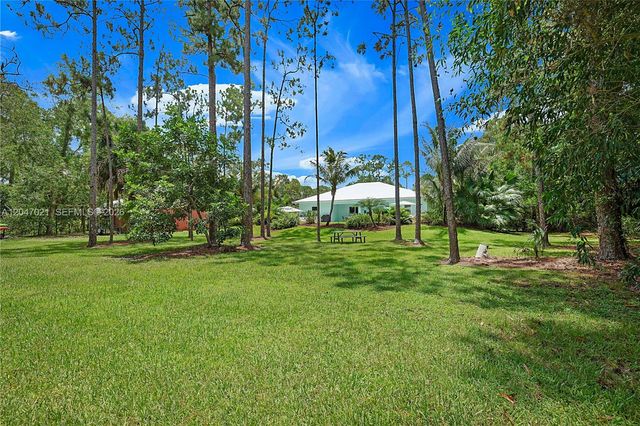 12127 N 154th Road N, Jupiter, FL 33478