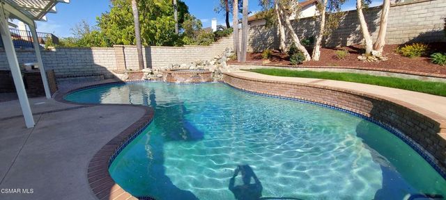 748 Azure Hills Drive, Simi Valley, CA 93065