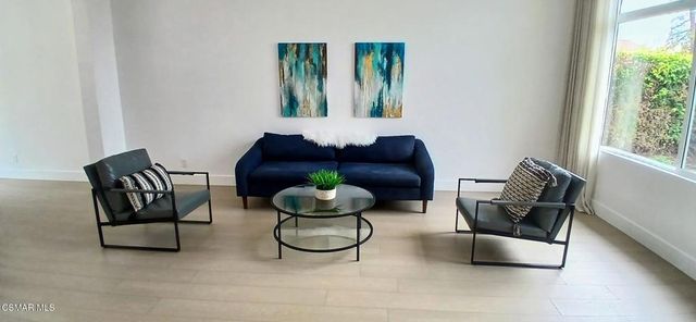 748 Azure Hills Drive, Simi Valley, CA 93065