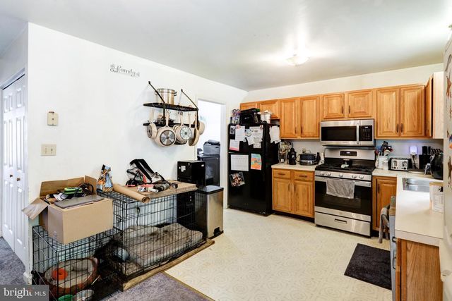 433 CROSSWINDS DR, Lititz, PA 17543