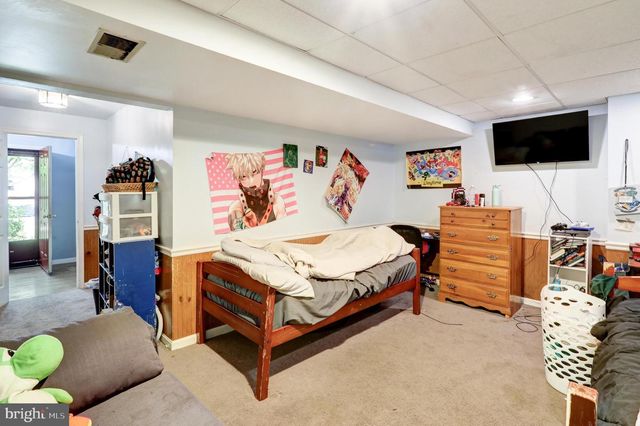433 CROSSWINDS DR, Lititz, PA 17543