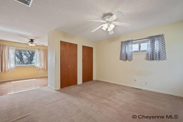 2418 S 5TH AVE, Cheyenne, WY 82007