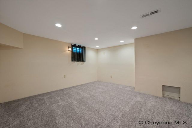 2418 S 5TH AVE, Cheyenne, WY 82007