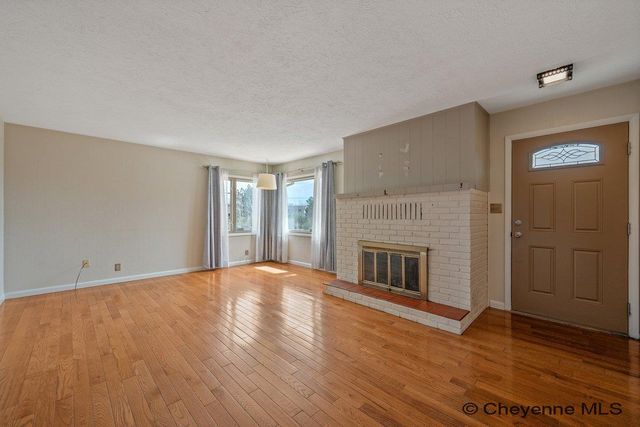 2418 S 5TH AVE, Cheyenne, WY 82007