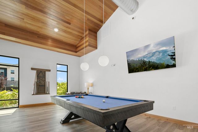 611 W Wrangler, Meridian, ID 83646