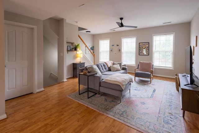 1145 Appian Crossing Way 102, Lexington, KY 40517