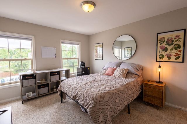 1145 Appian Crossing Way 102, Lexington, KY 40517