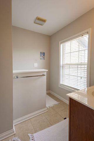 1145 Appian Crossing Way 102, Lexington, KY 40517