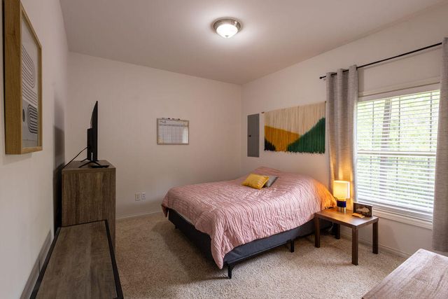 1145 Appian Crossing Way 102, Lexington, KY 40517