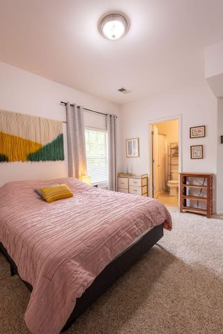 1145 Appian Crossing Way 102, Lexington, KY 40517