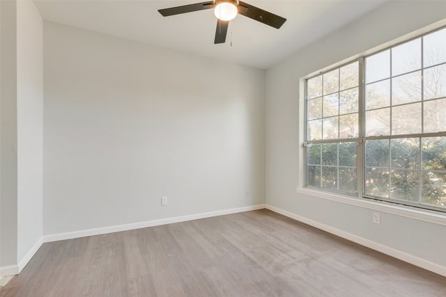 349 Pebblebrook Lane, Glenn Heights, TX 75154