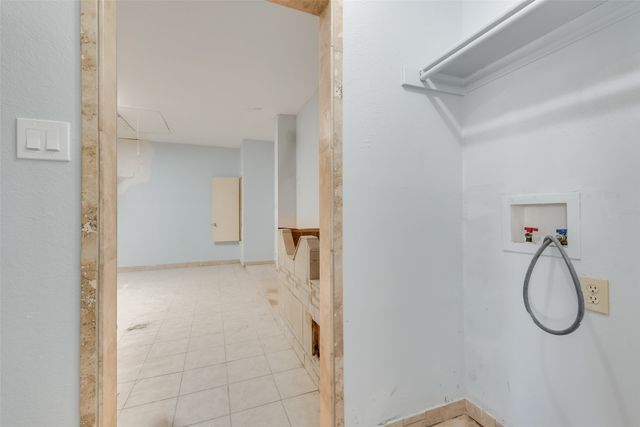 349 Pebblebrook Lane, Glenn Heights, TX 75154