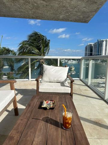 10 VENETIAN WAY 404, Miami Beach, FL 33139