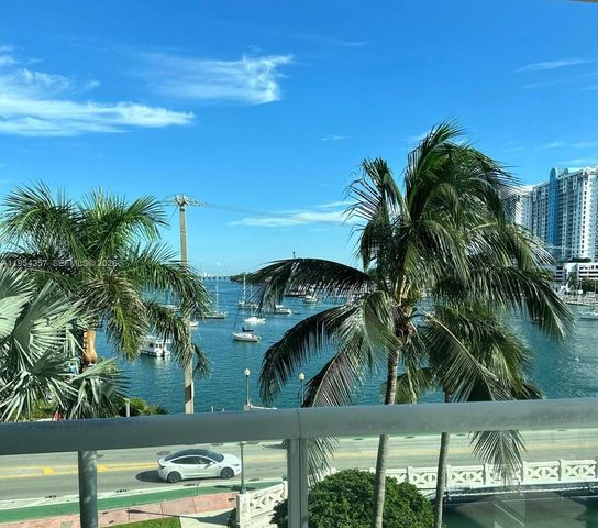 10 VENETIAN WAY 404, Miami Beach, FL 33139