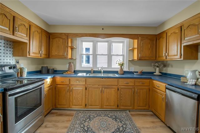 27 Adlon Place, Cheektowaga, NY 14225