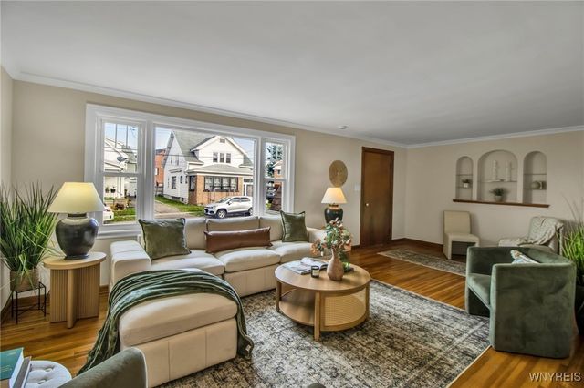 27 Adlon Place, Cheektowaga, NY 14225