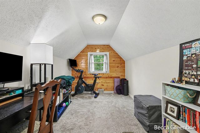 2448 Belfast Avenue, Grand Rapids, MI 49507