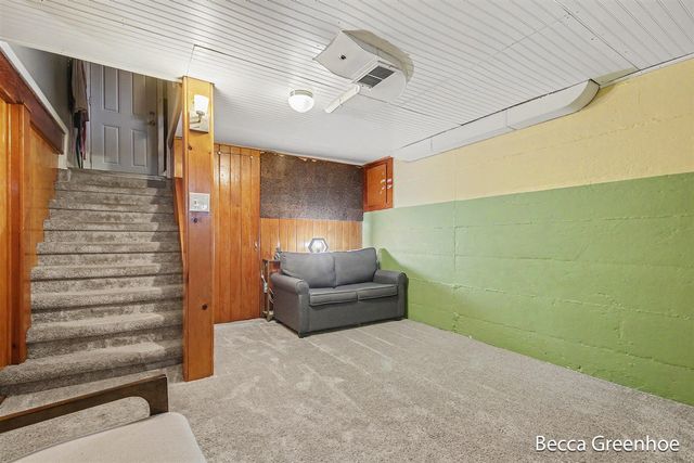 2448 Belfast Avenue, Grand Rapids, MI 49507