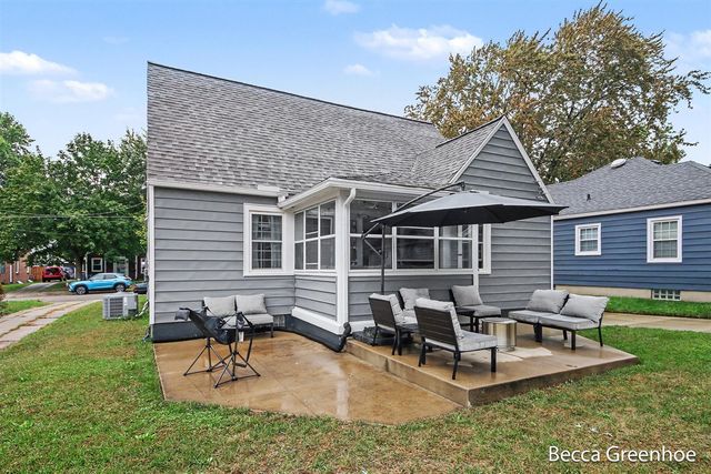 2448 Belfast Avenue, Grand Rapids, MI 49507