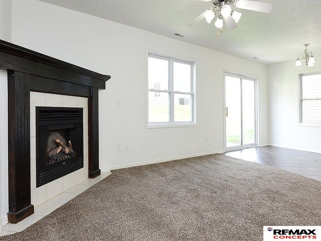 3612 McLaughlin Drive, Lincoln, NE 68516