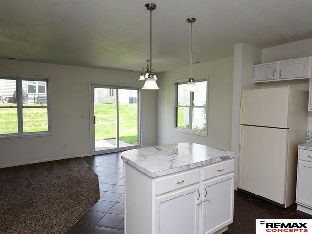 3612 McLaughlin Drive, Lincoln, NE 68516