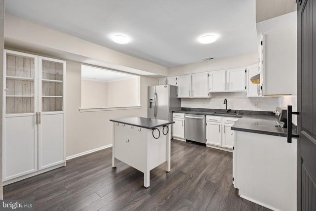 219 ALLENS LN, Mullica Hill, NJ 08062