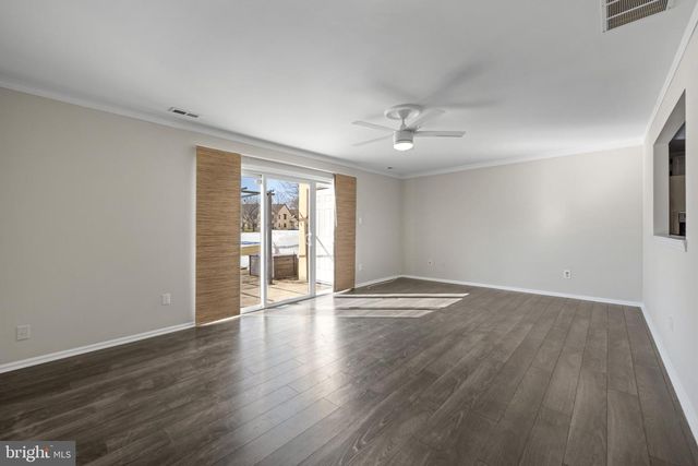 219 ALLENS LN, Mullica Hill, NJ 08062