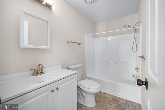 219 ALLENS LN, Mullica Hill, NJ 08062