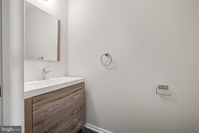 219 ALLENS LN, Mullica Hill, NJ 08062