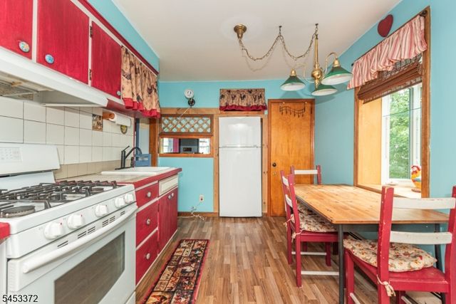 41 Dacotah Ave, Parsippany-troy Hills Twp., NJ 07034
