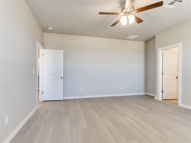 8325 NW 163rd Terrace, Edmond, OK 73013