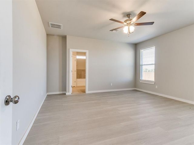 8325 NW 163rd Terrace, Edmond, OK 73013