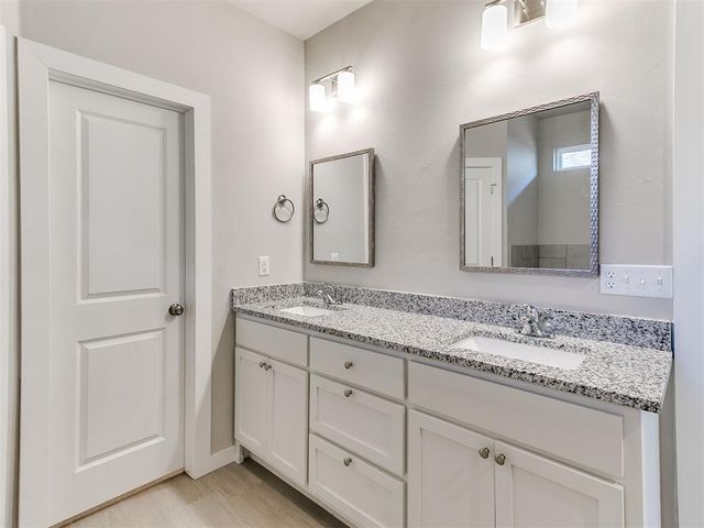 8325 NW 163rd Terrace, Edmond, OK 73013