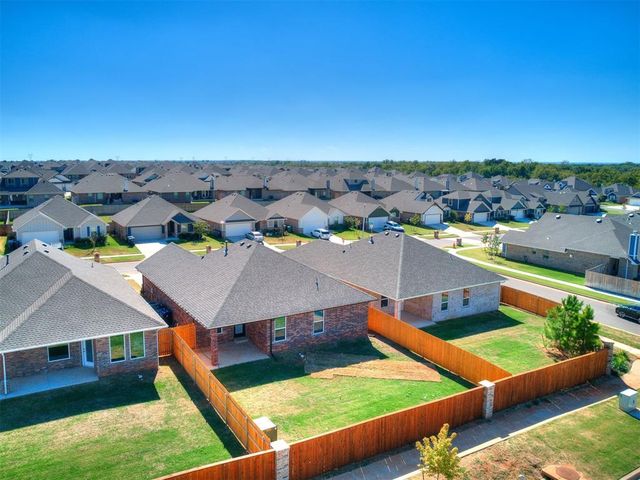 8325 NW 163rd Terrace, Edmond, OK 73013