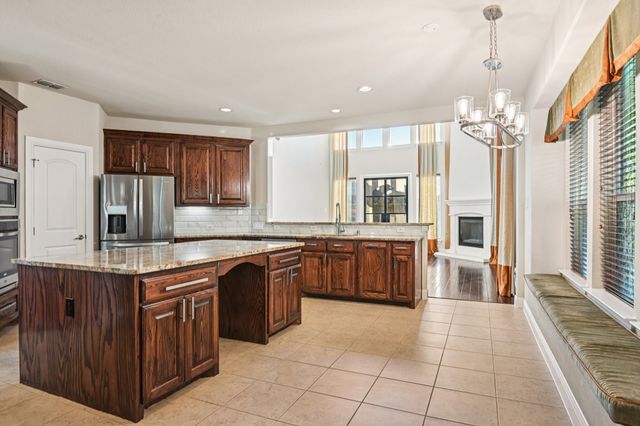 6935 Sea Harbor Drive, Grand Prairie, TX 75054