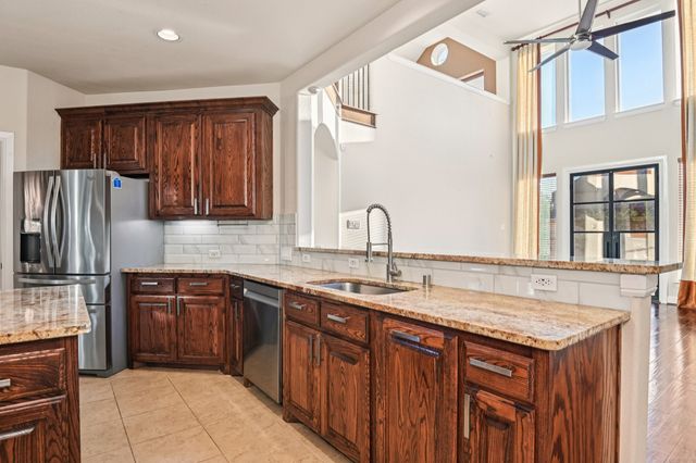 6935 Sea Harbor Drive, Grand Prairie, TX 75054