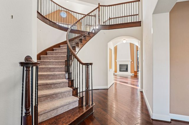 6935 Sea Harbor Drive, Grand Prairie, TX 75054