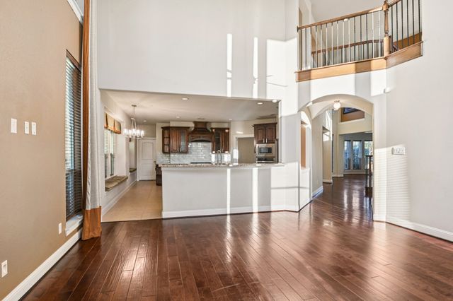 6935 Sea Harbor Drive, Grand Prairie, TX 75054