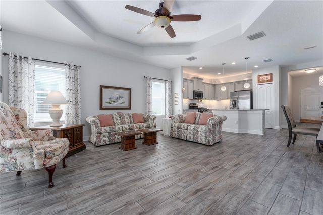 13533 CIRCA CROSSING DRIVE, Lithia, FL 33547