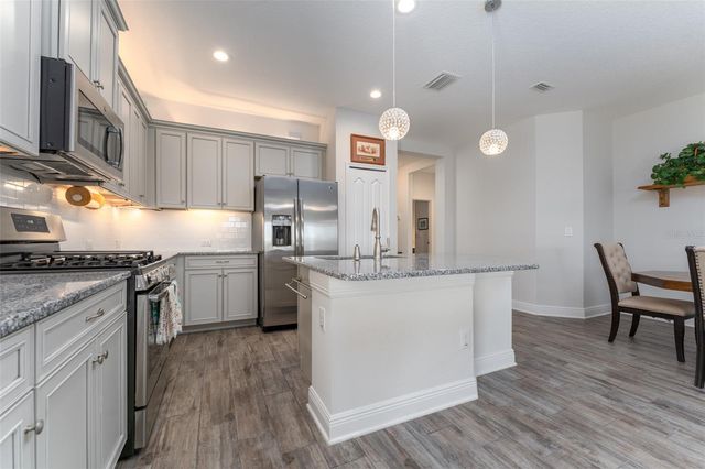 13533 CIRCA CROSSING DRIVE, Lithia, FL 33547