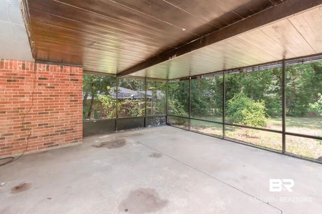 5812 Fern Valley Road, Mobile, AL 36609