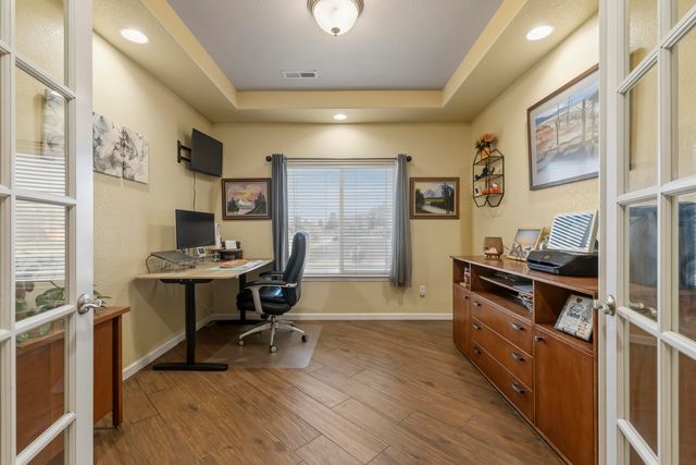 5548 Sturdivant Avenue, Klamath Falls, OR 97603