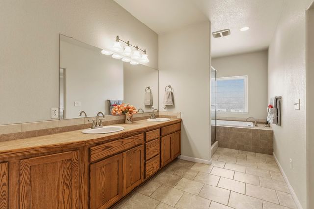 5548 Sturdivant Avenue, Klamath Falls, OR 97603