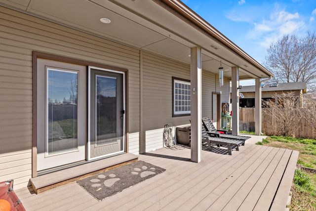 5548 Sturdivant Avenue, Klamath Falls, OR 97603