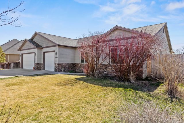 5548 Sturdivant Avenue, Klamath Falls, OR 97603