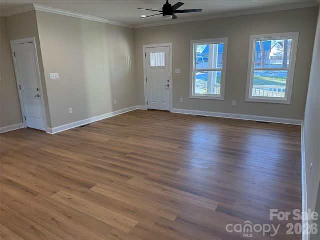 221 Wildwood Loop, Statesville, NC 28625