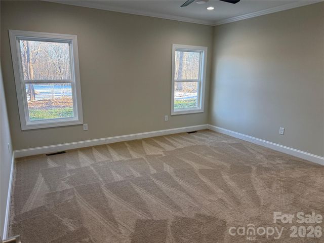 221 Wildwood Loop, Statesville, NC 28625