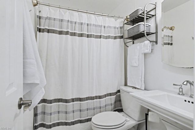 202 Pageland DR, Yorktown, VA 23693